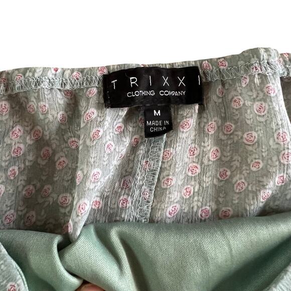 Trixxi Women’s Green Floral Mini Dress, Size M, Puff Sleeve, Smocked Waist Lined - Picture 2 of 10